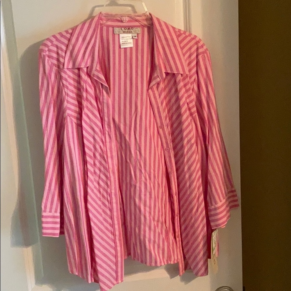 Komo Woman Button Down Shirt